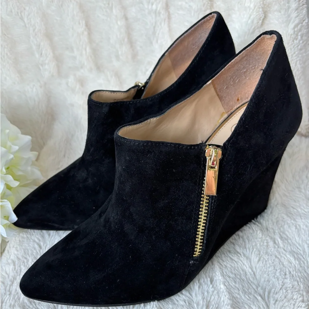 Jessica Simpson Black Suede Pointed Toe Ankle Booties with Side Zip size 9